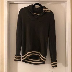 H&M Green and White Sweater